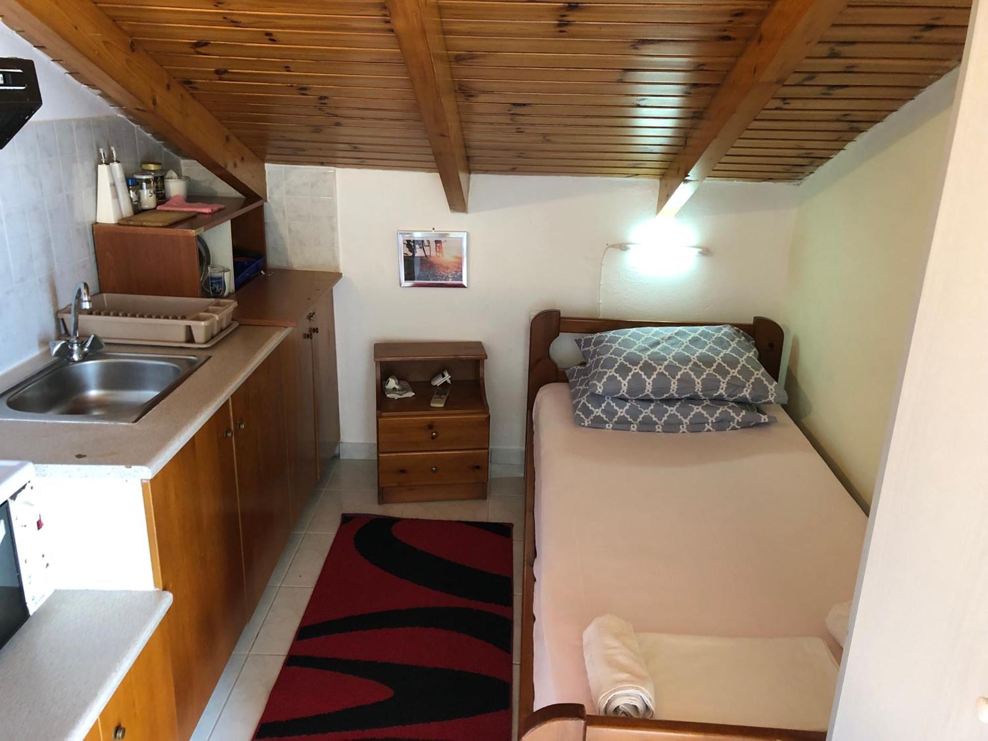 Ion Apartments Messolonghi Single Bed Room Mountain View Loft Meszolóngi Kültér fotó