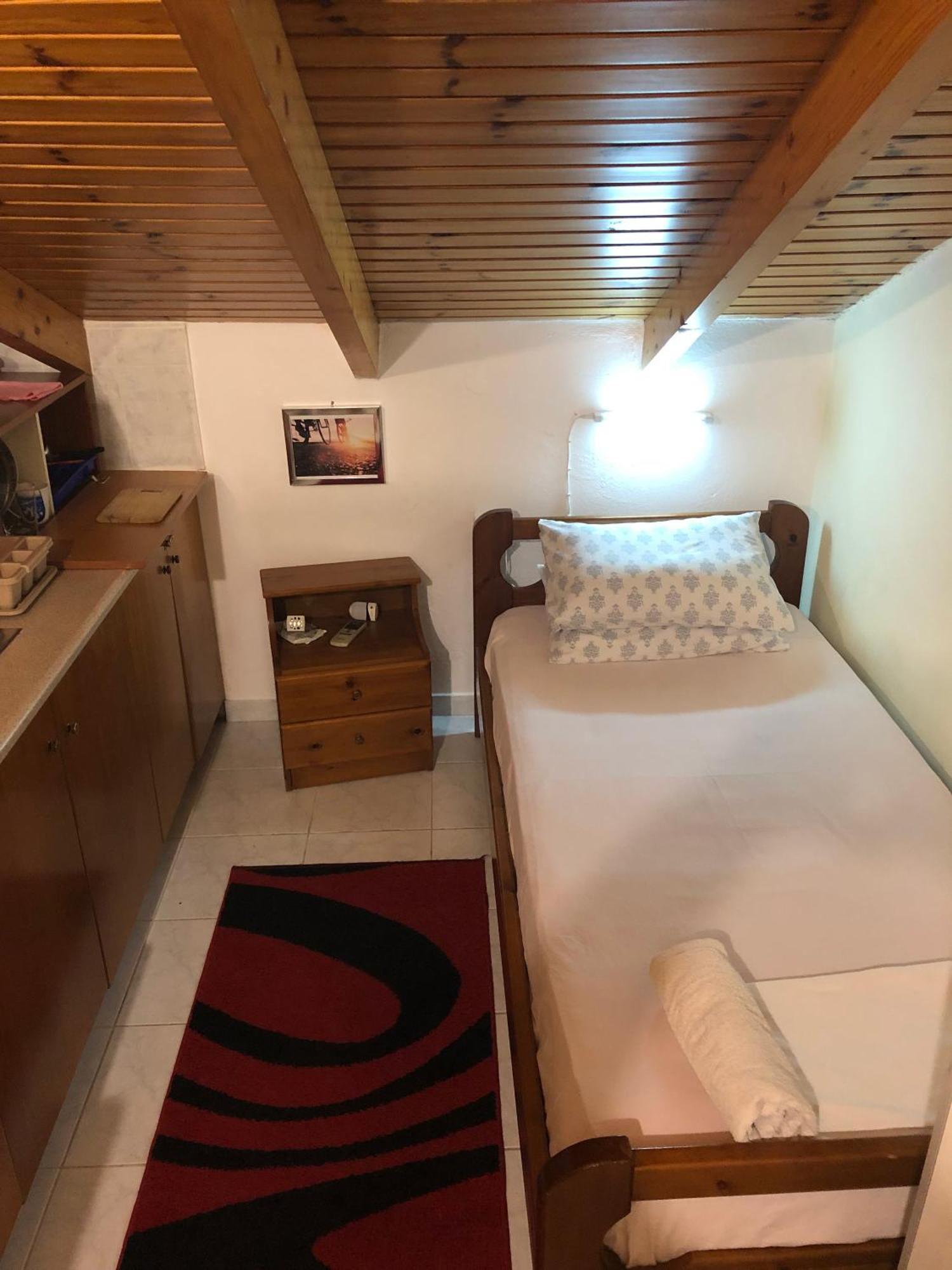 Ion Apartments Messolonghi Single Bed Room Mountain View Loft Meszolóngi Kültér fotó